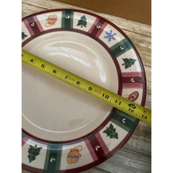 Pfaltzgraff Snow Bear Christmas 13" Chop Plate Serving Platter Pre-owned - Picture 2 of 7